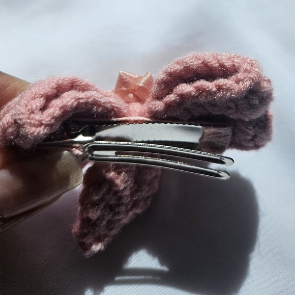 Hand Crafted Crochet Bow Hair Clip Pale Pink Alligator Clip Silk Ribbon Flower - Picture 7 of 17